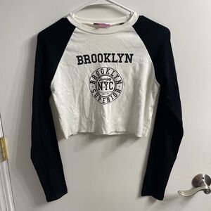 Edikted Black and White Raglan Crop Tee